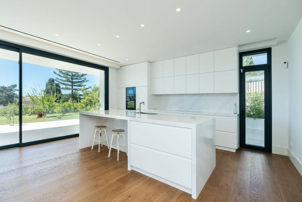 Detached Villa Marbesa Málaga - image 12