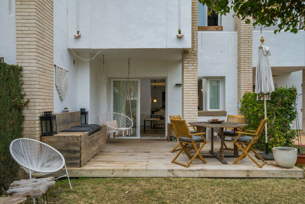 Middle Floor Apartment Nueva Andalucía Málaga - image 13