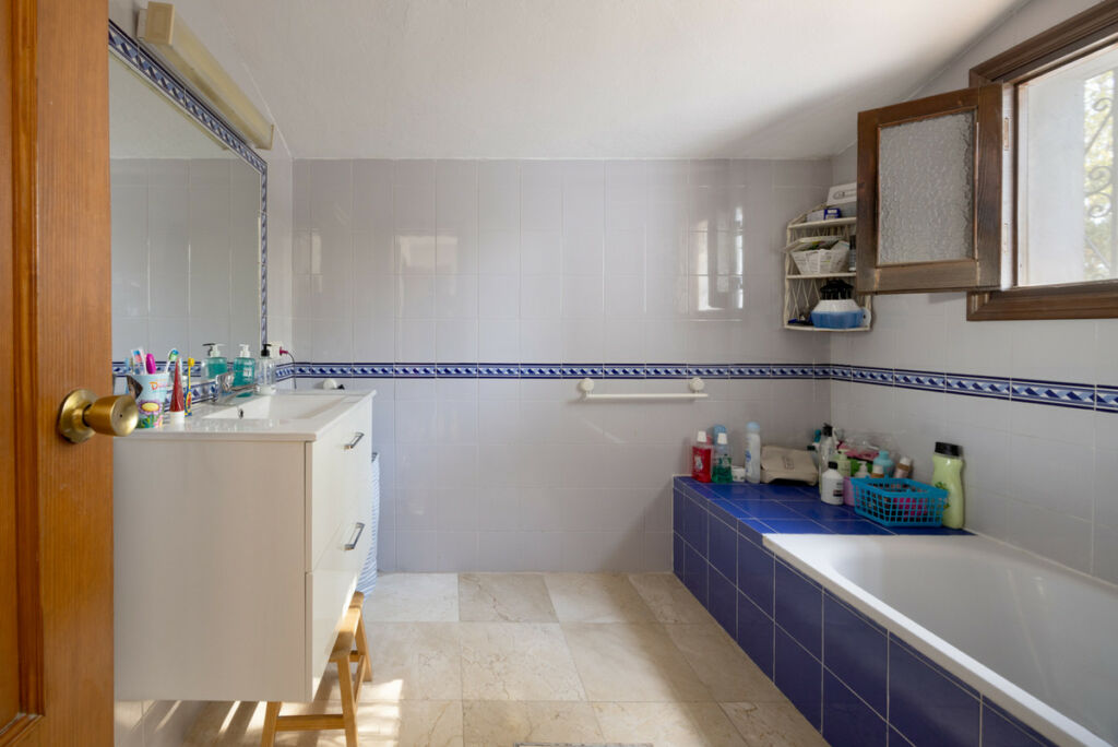 Detached Villa San Enrique Cádiz - image 14