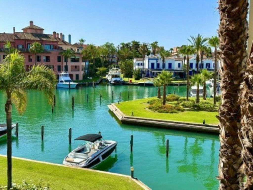 Residential Plot Sotogrande Cádiz - image 13