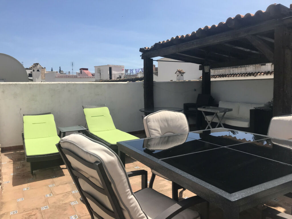 Townhouse Benahavís Málaga - image 14