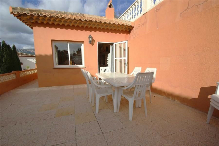 Detached Villa Los Pinos Alicante - image 14