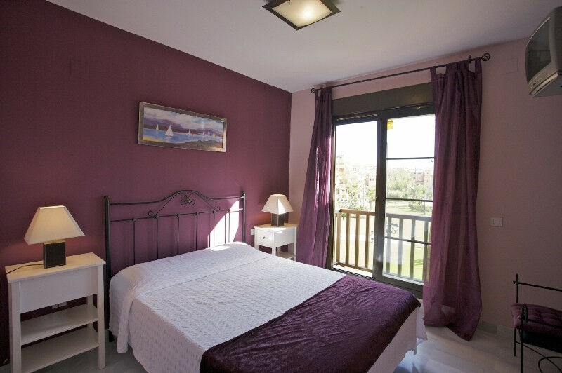 Middle Floor Apartment Estepona Málaga - image 14