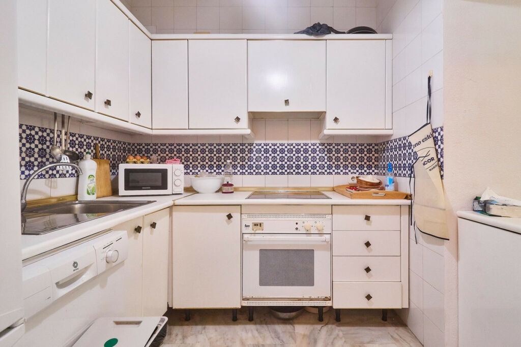 Middle Floor Apartment Fuengirola Málaga - image 14
