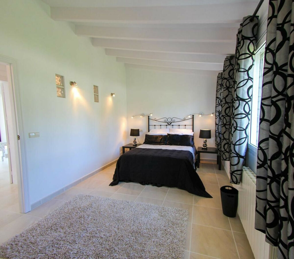 Detached Villa Calpe Alicante - image 14