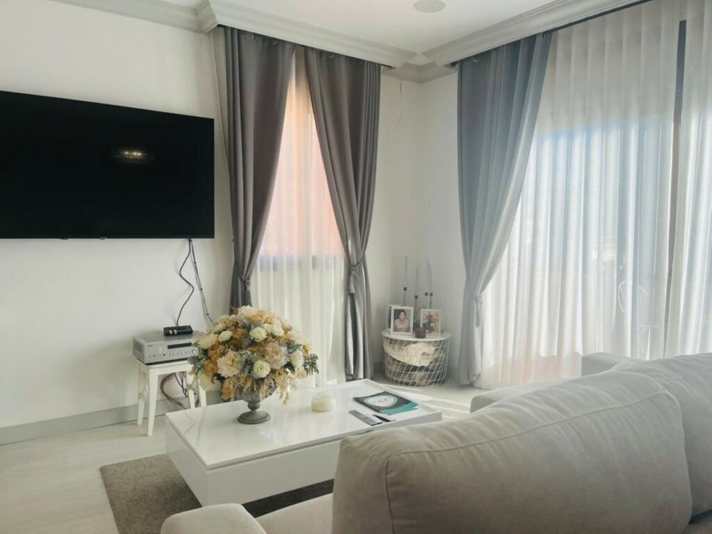 Middle Floor Apartment Estepona Málaga - image 13