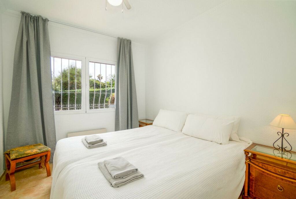 Detached Villa Elviria Málaga - image 14