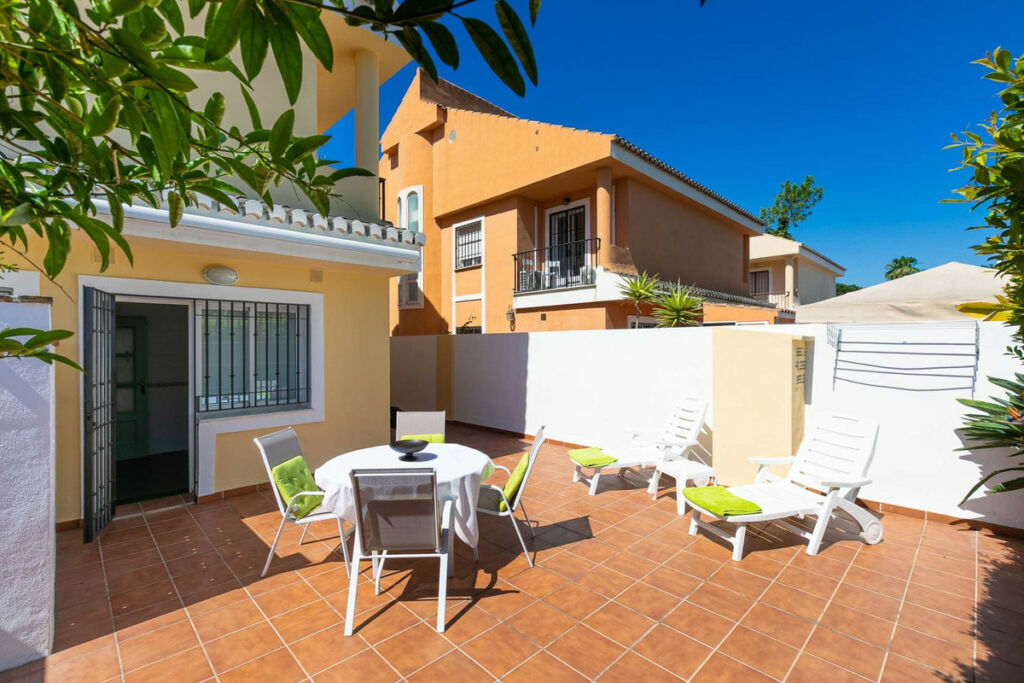 Semi-Detached House Costabella Málaga - image 14