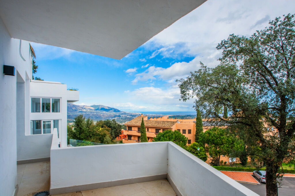 Middle Floor Apartment La Mairena Málaga - image 14