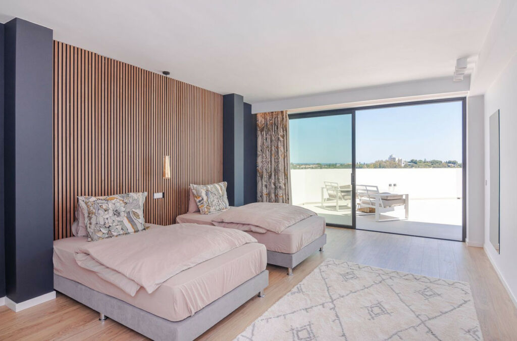 Detached Villa Benahavís Málaga - image 14