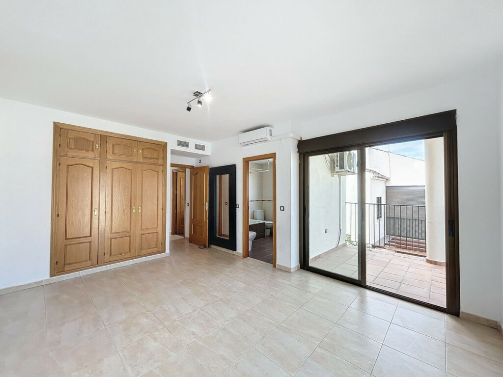 Semi-Detached House Caleta de Vélez Málaga - image 15