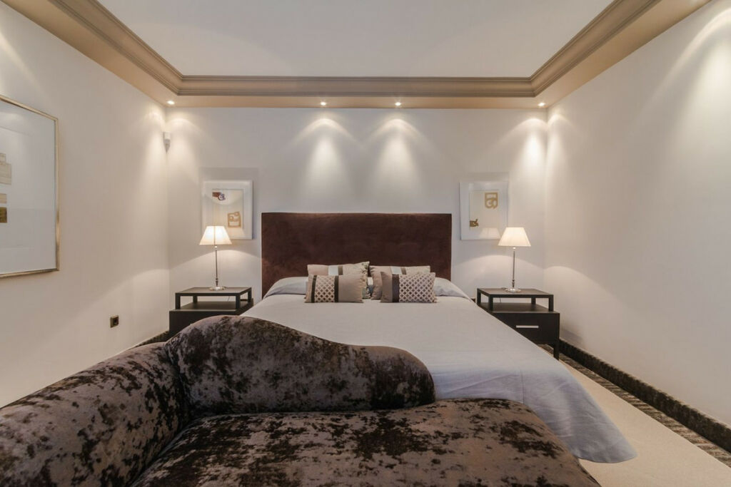Detached Villa Costabella Málaga - image 15