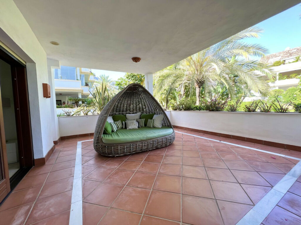 Ground Floor Apartment The Golden Mile Málaga - image 15