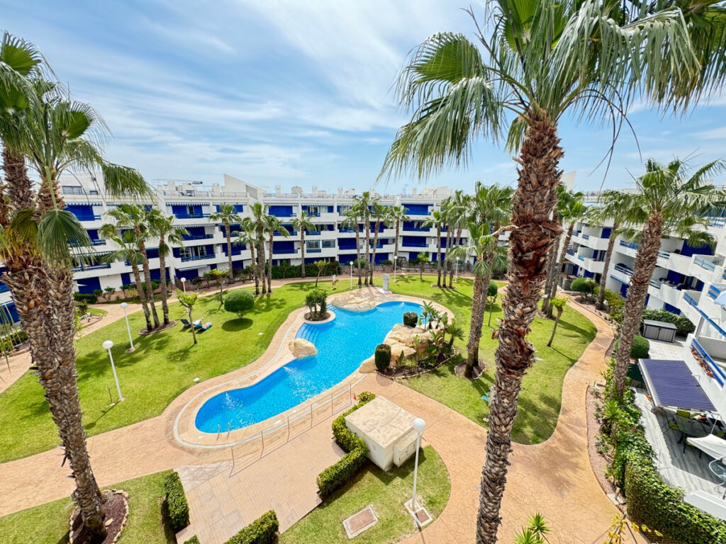 Middle Floor Apartment Playa Flamenca Alicante - image 15