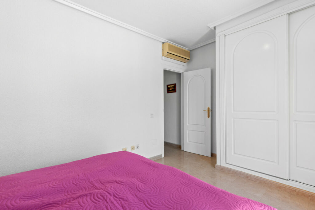 Townhouse Benijofar Alicante - image 15