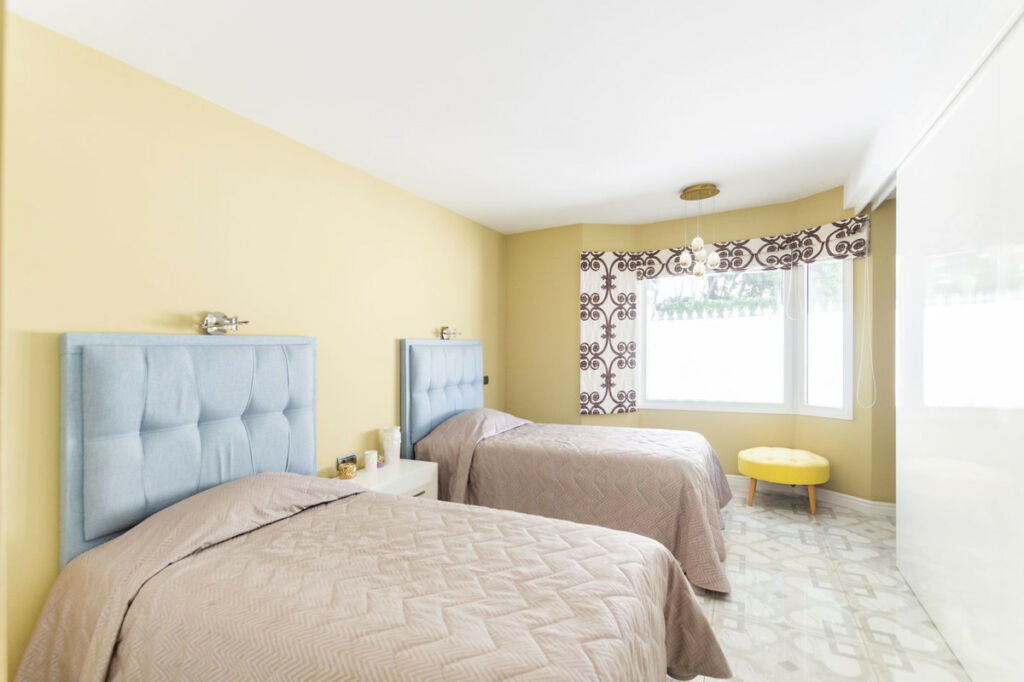 Detached Villa Hacienda Las Chapas Málaga - image 15