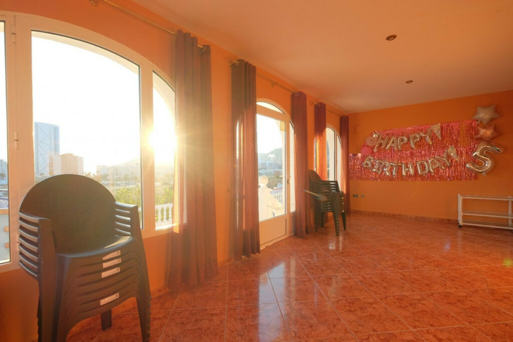 Detached Villa Calpe Alicante - image 15