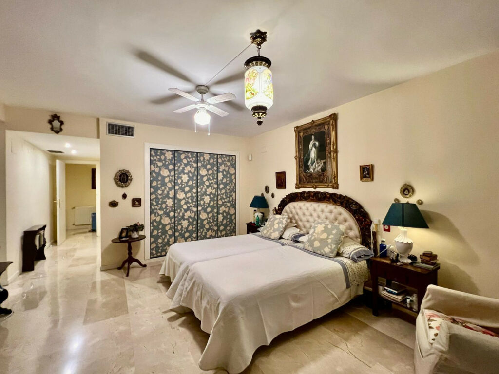 Duplex Guadalmina Alta Málaga - image 15