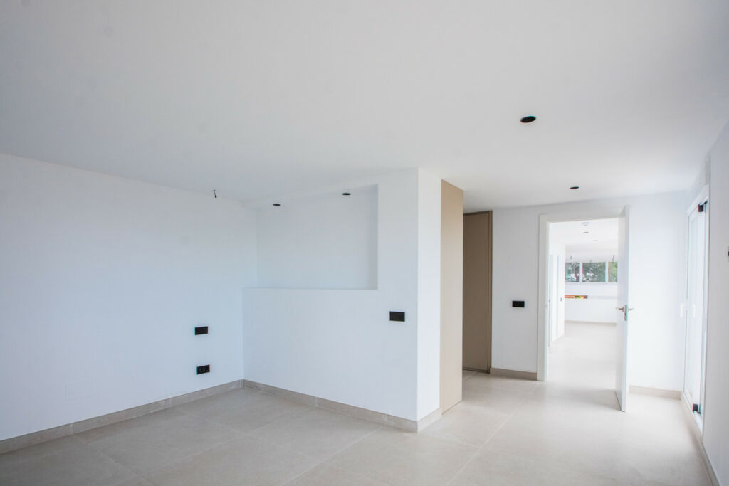 Middle Floor Apartment La Mairena Málaga - image 16