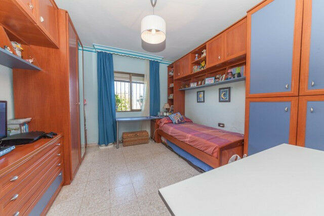 Detached Villa El Padron Málaga - image 16