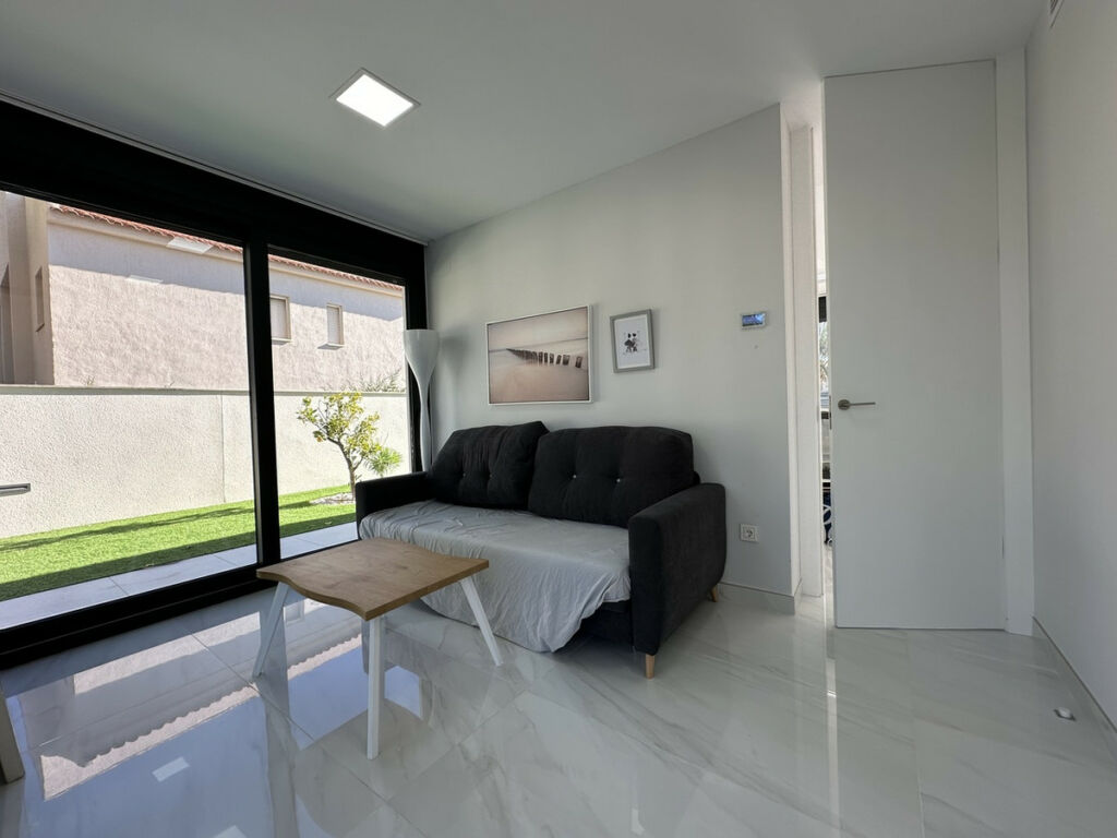 Detached Villa La Zenia Alicante - image 16