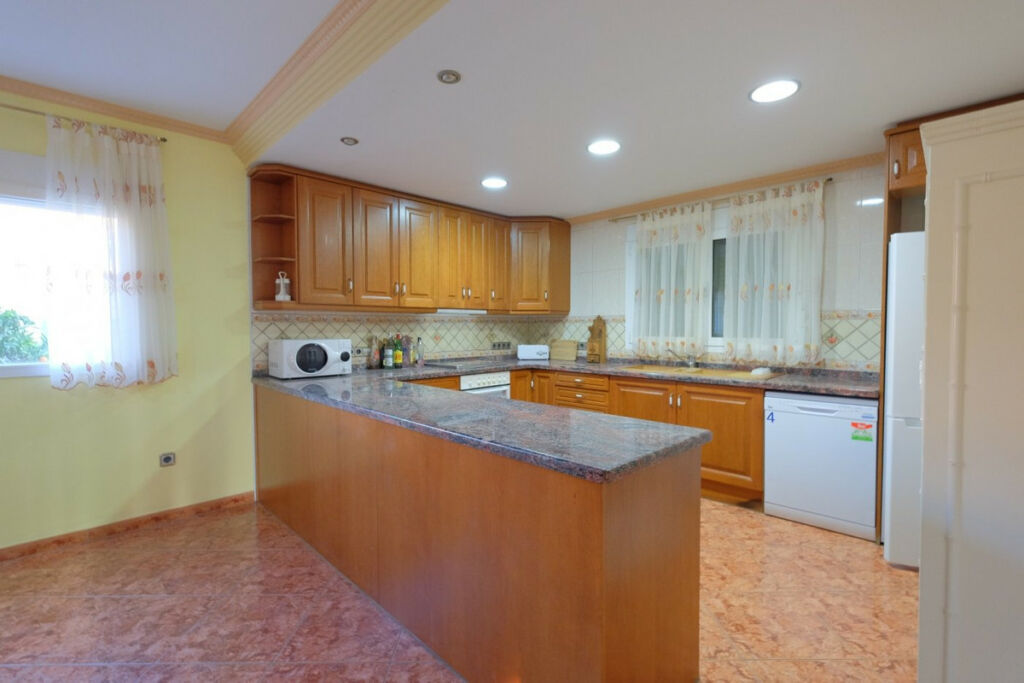 Detached Villa Calpe Alicante - image 16