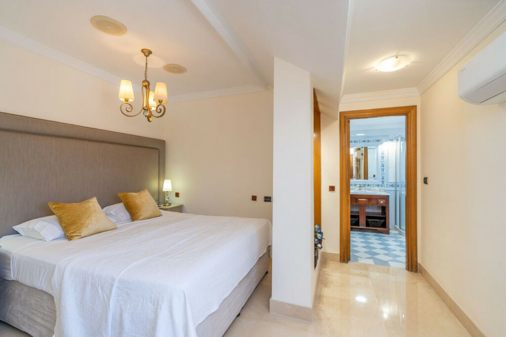 Penthouse Marbella Málaga - image 16