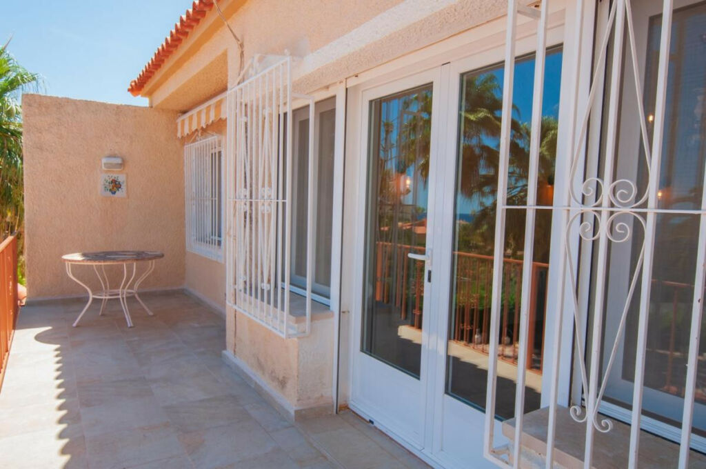 Middle Floor Apartment Calpe Alicante - image 17
