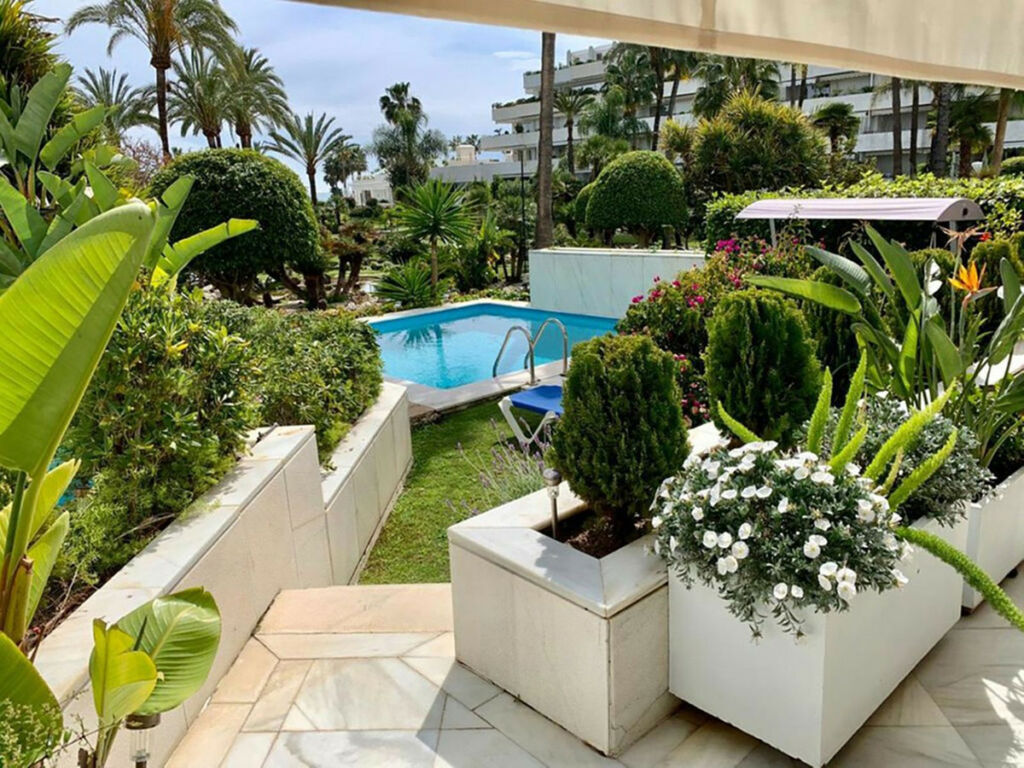 Ground Floor Apartment Puerto Banús Málaga - image 16
