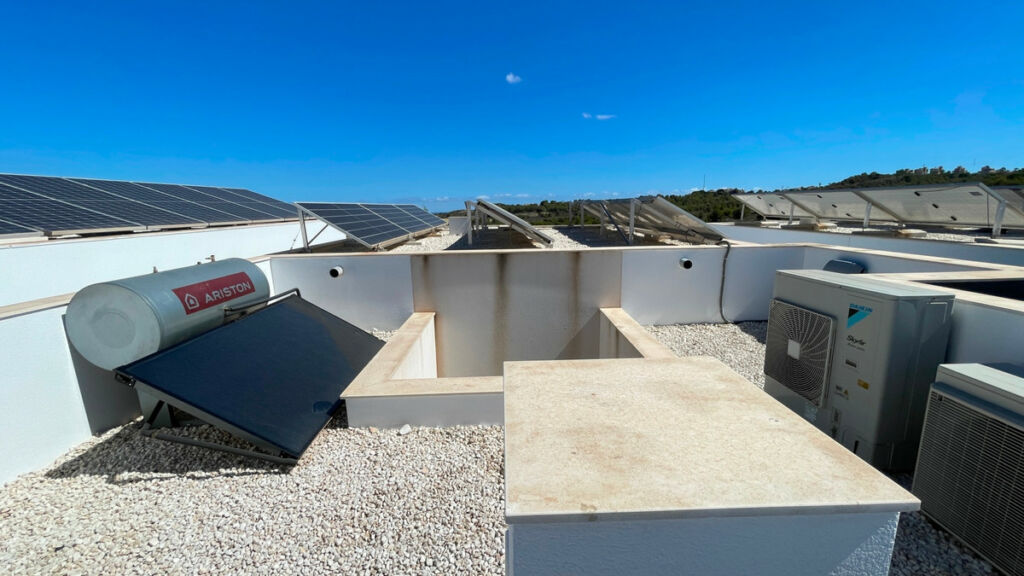 Detached Villa San Miguel de Salinas Alicante - image 17