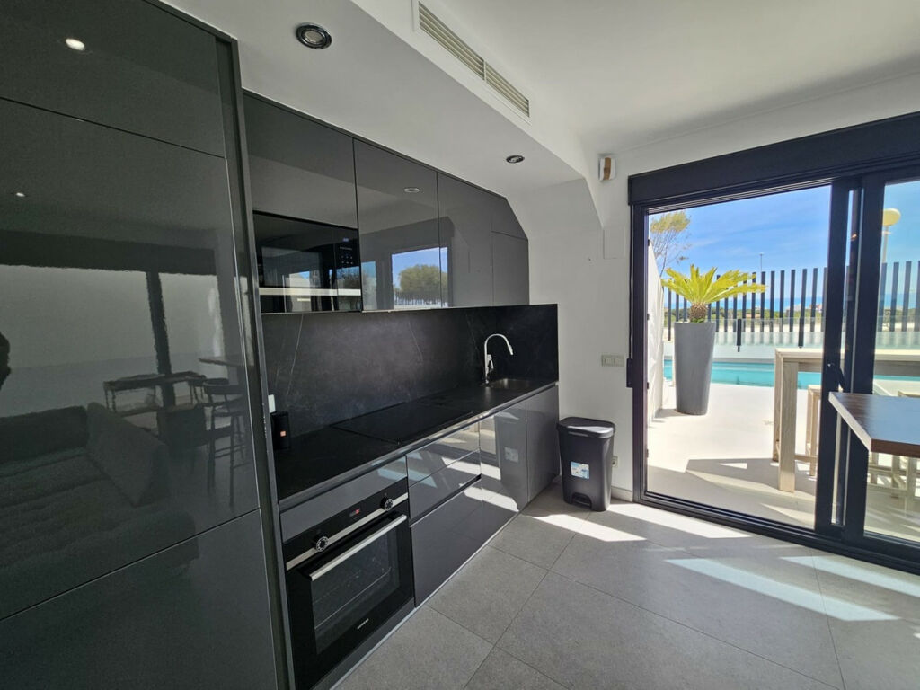 Detached Villa Guardamar del Segura Alicante - image 17