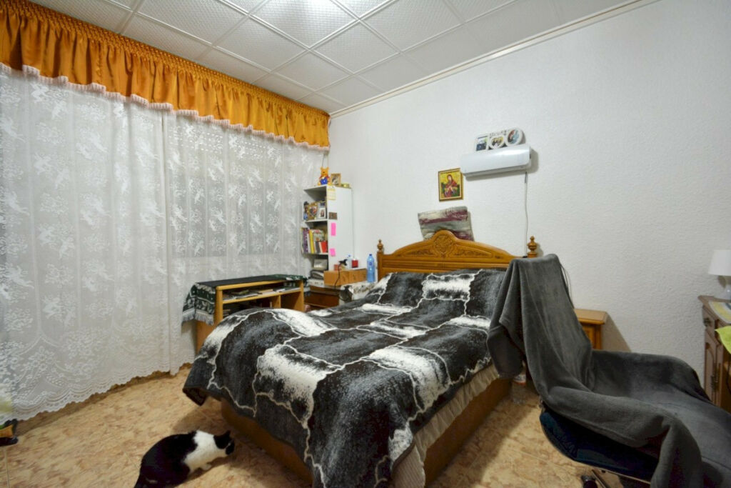 Townhouse Guardamar del Segura Alicante - image 19