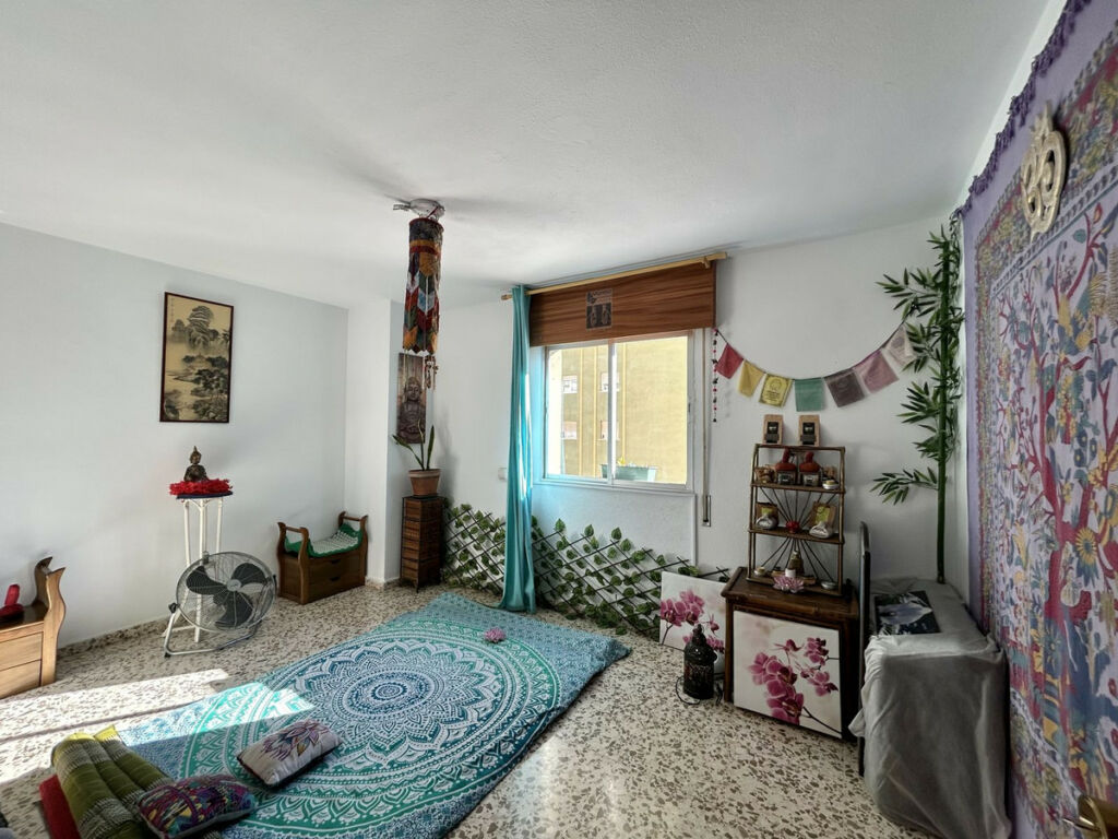 Middle Floor Apartment Torremolinos Centro Málaga - image 5