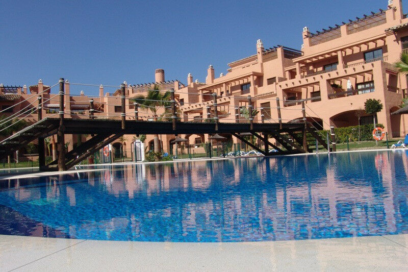 Middle Floor Apartment Estepona Málaga - image 18