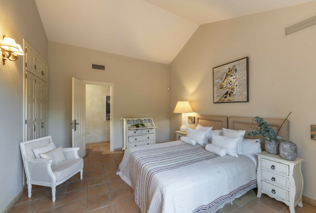 Detached Villa Sotogrande Alto Cádiz - image 18