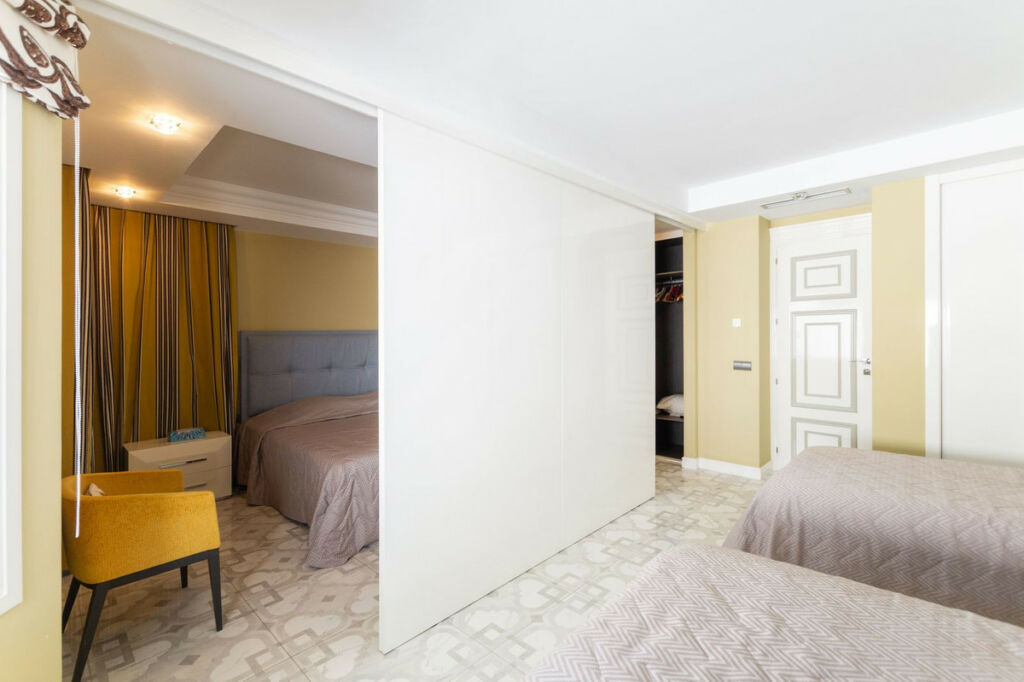 Detached Villa Hacienda Las Chapas Málaga - image 18