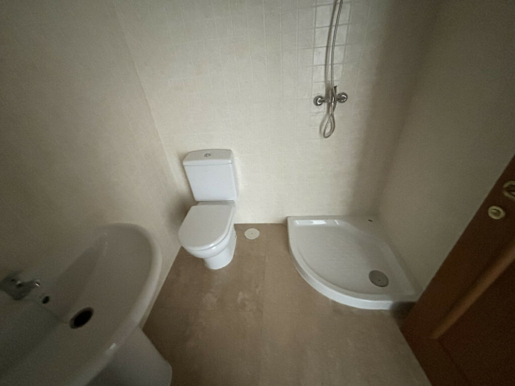 Middle Floor Apartment La Duquesa Málaga - image 19