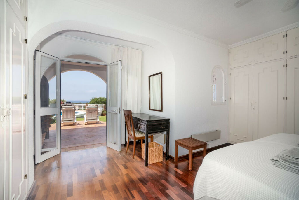 Detached Villa Elviria Málaga - image 19
