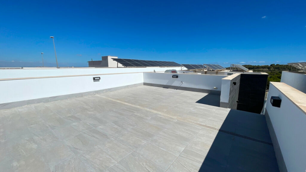 Detached Villa San Miguel de Salinas Alicante - image 19