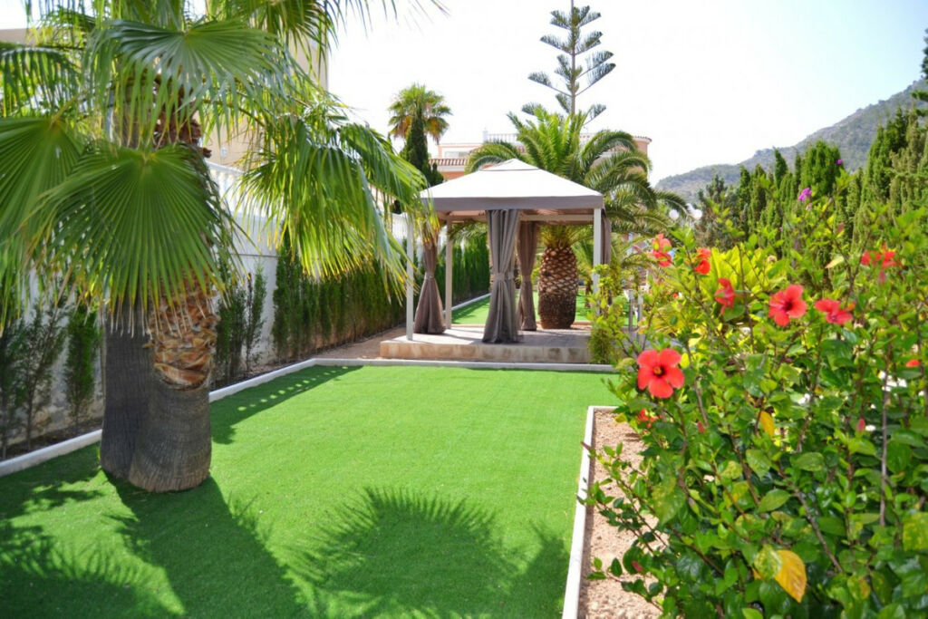 Detached Villa Calpe Alicante - image 19