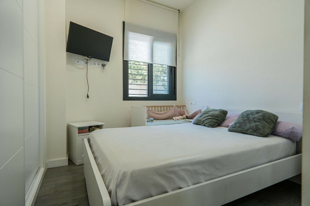 Middle Floor Apartment Benajarafe Málaga - image 19