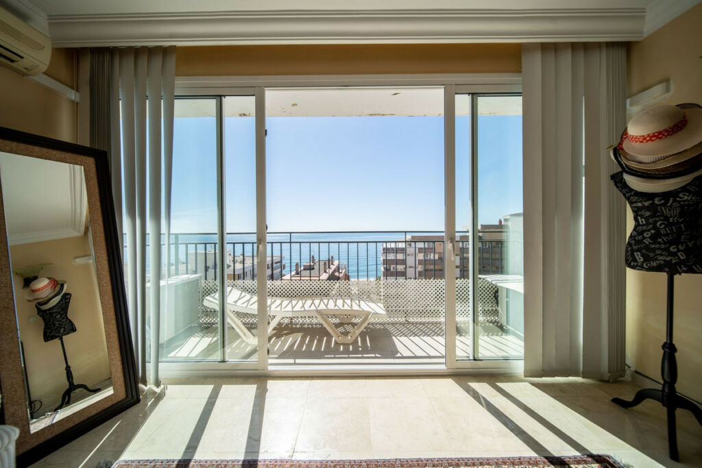 Penthouse Fuengirola Málaga - image 19