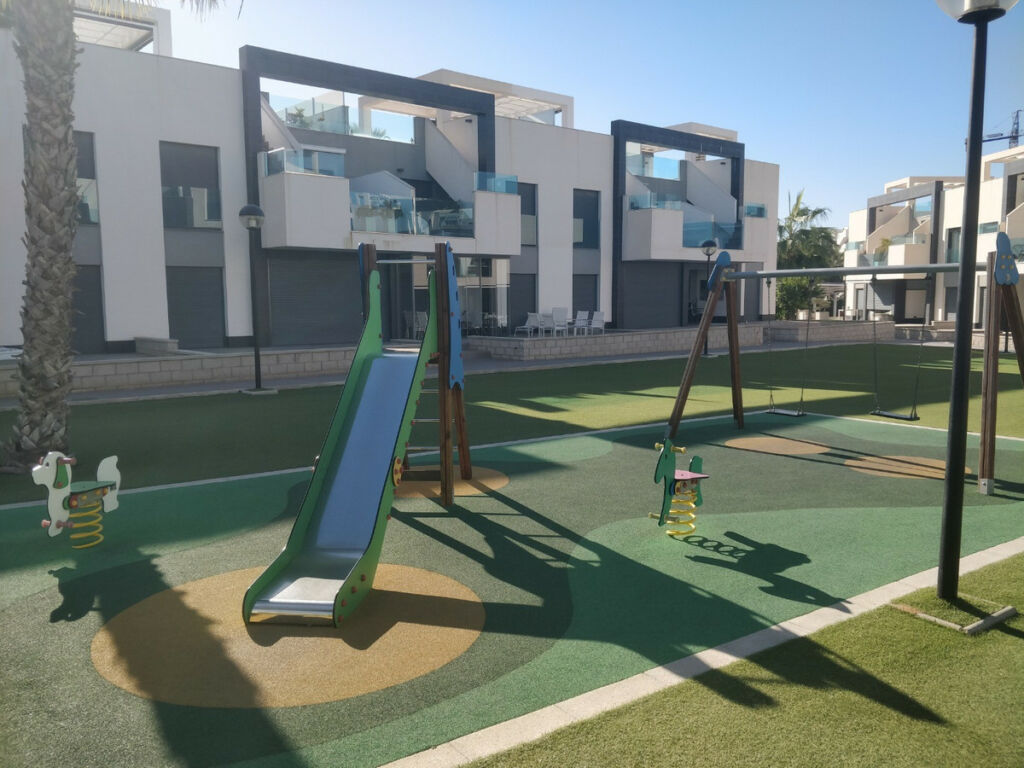 Middle Floor Apartment Guardamar del Segura Alicante - image 32