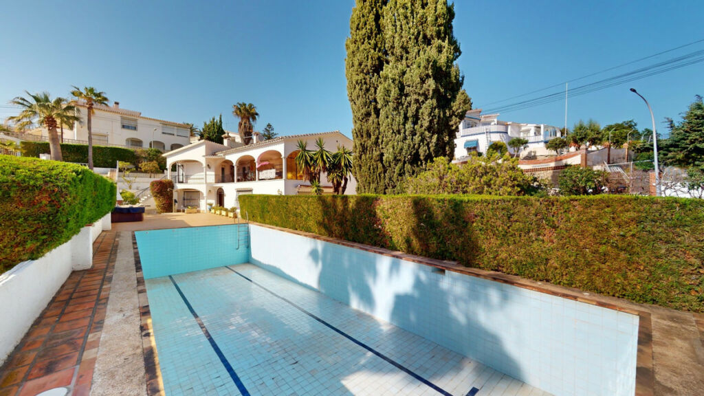 Detached Villa Caleta de Vélez Málaga - image 2