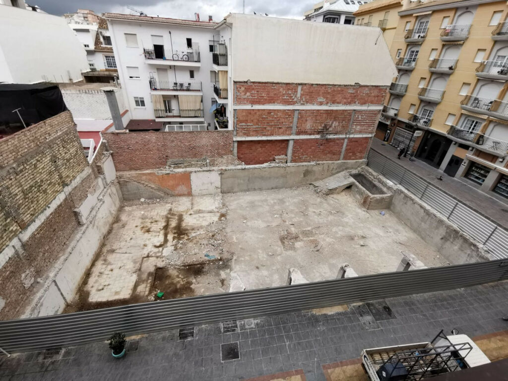 Commercial Plot Fuengirola Málaga - image 2