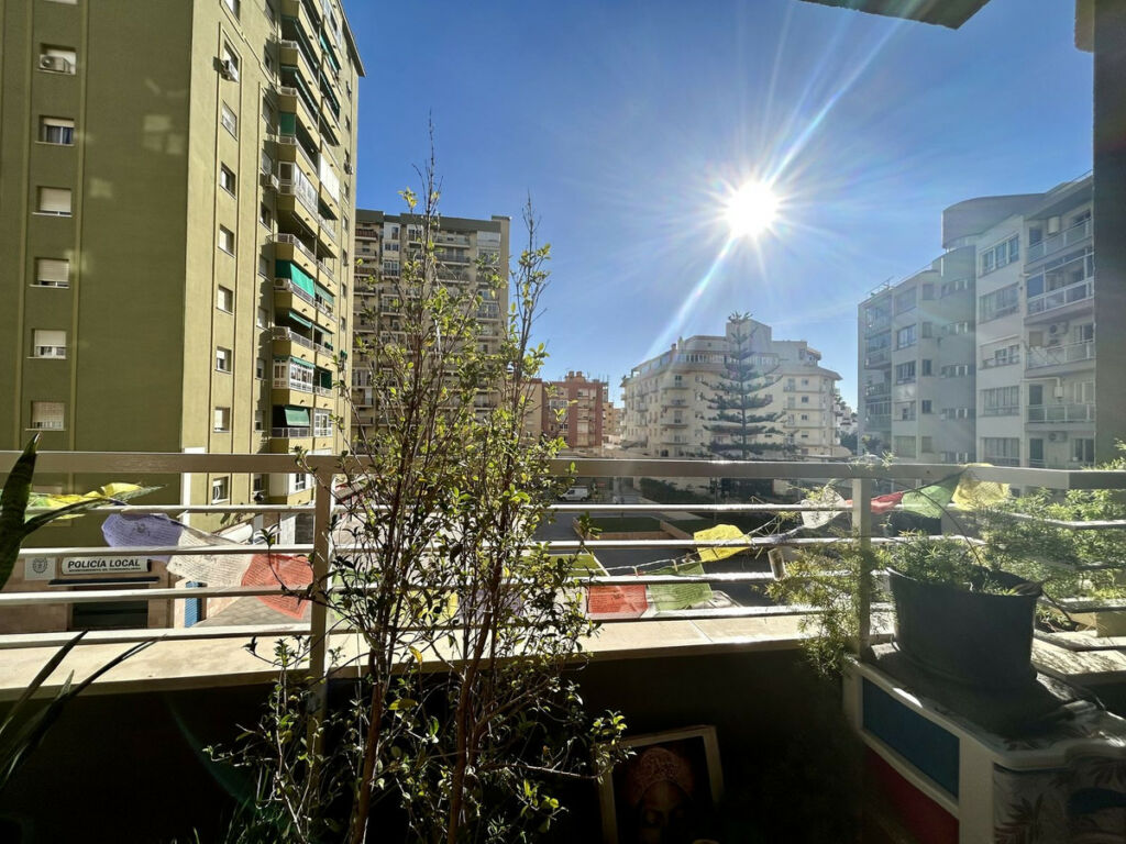 Middle Floor Apartment Torremolinos Centro Málaga - image 10