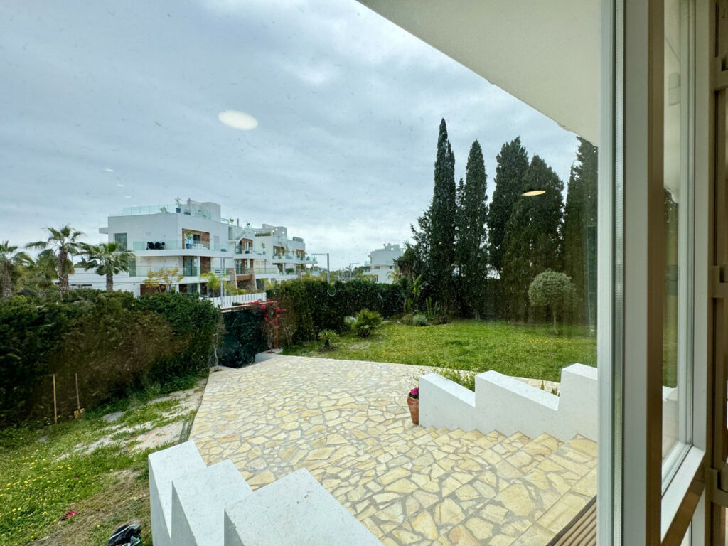 Detached Villa The Golden Mile Málaga - image 20