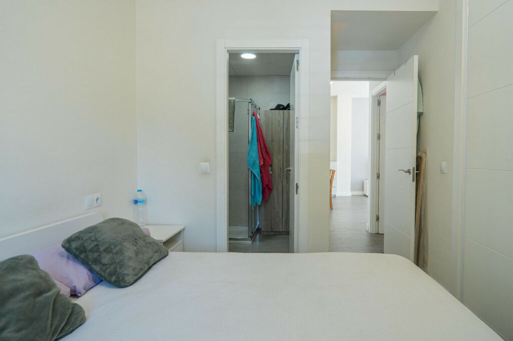 Middle Floor Apartment Benajarafe Málaga - image 20