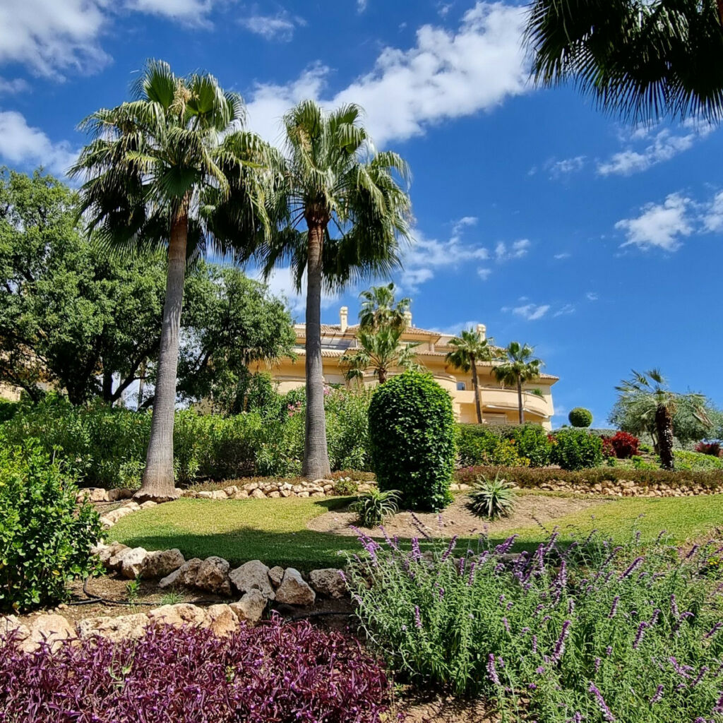 Middle Floor Apartment Elviria Málaga - image 20