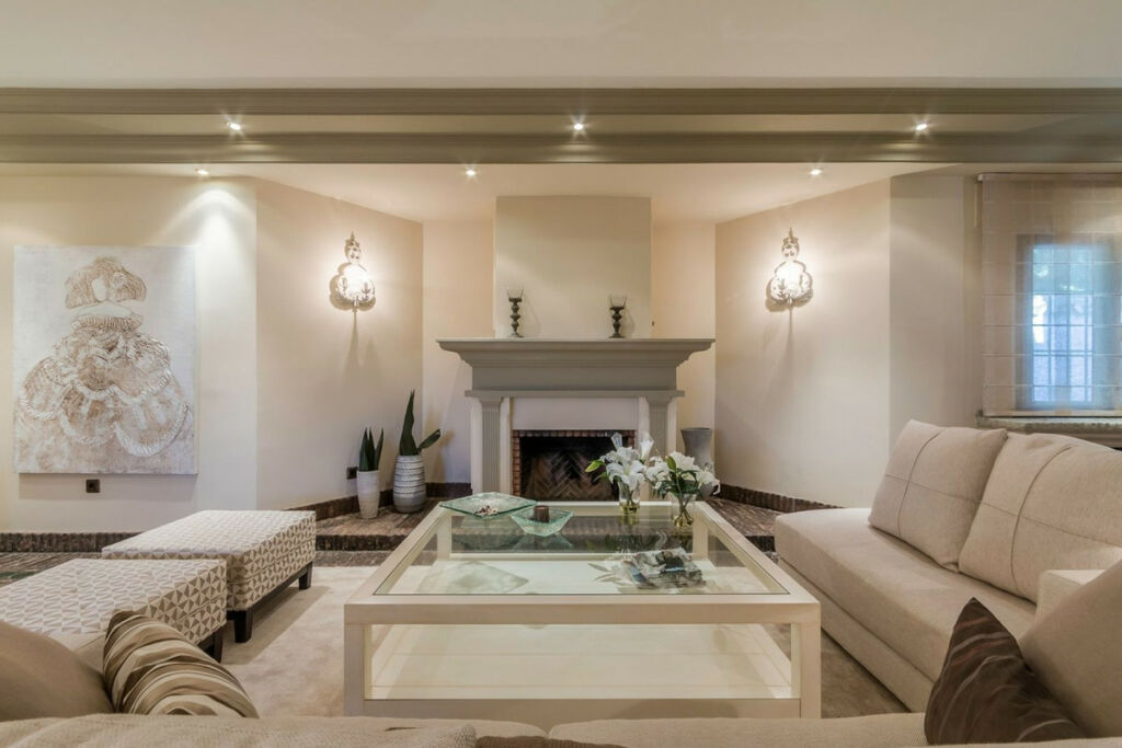 Detached Villa Costabella Málaga - image 20